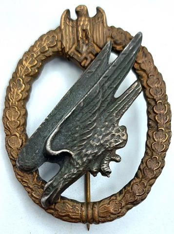 WW2 German Nazi Luftwaffe Paratroopers badge medal award unmarked by Assmann
