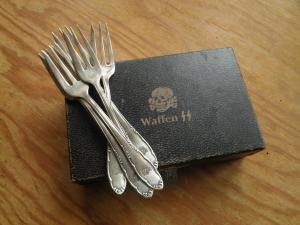 waffen ss totenkopf silverware set of 6 forks skull marked in case