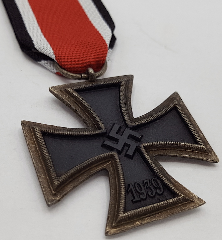 Орден крест. Iron Cross Medal. Waffen SS орден. Ваффен СС крест. Крест Кригсмарине.