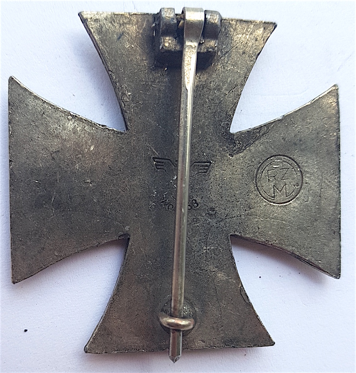 is the iron cross racist is the iron cross racist